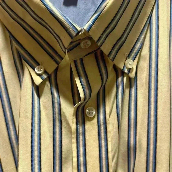 Tommy Hilfiger button collar size XL - Picture 8 of 9